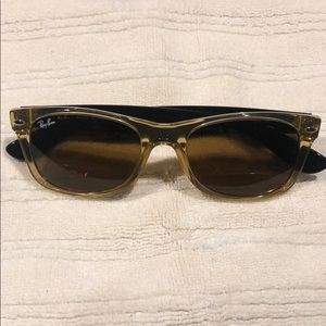 Ray-Ban New Wayfarer - Gold/Black